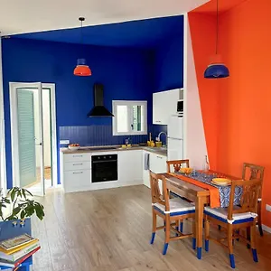 Casa Giu , Cecina (Livorno) Italia